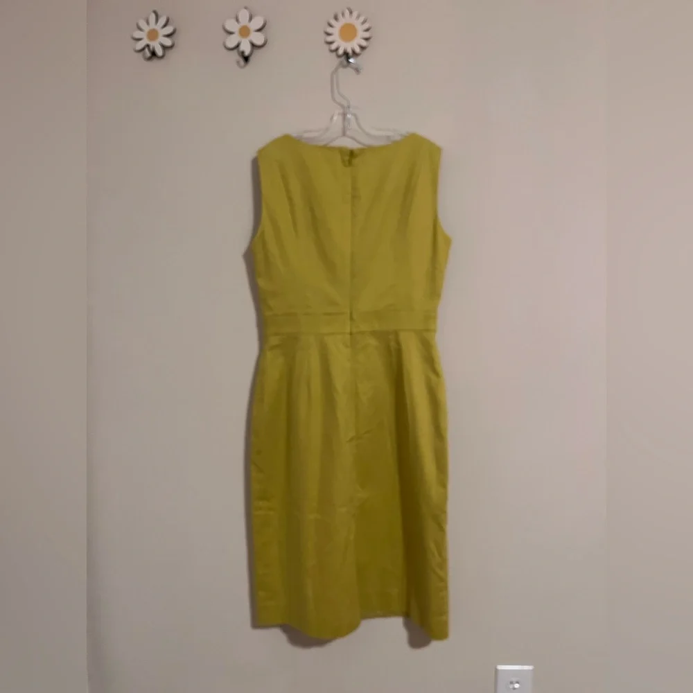 Alex Marie Citrine Green Pleated Sleeveless Midi Dress Size 4 - Picture 4 of 7